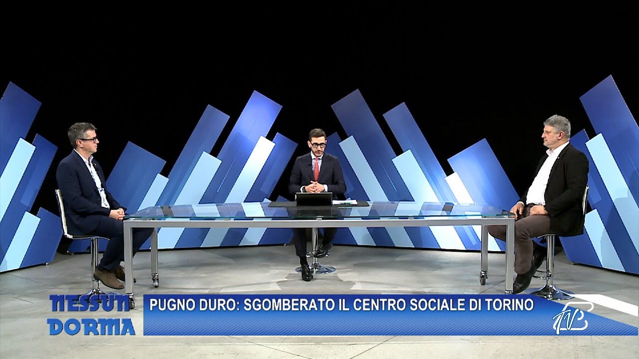 NESSUN DORMA - 19 DICEMBRE 2025 - PUGNO DURO: SGOMBERATO IL CENTRO SOCIALE DI TORINO