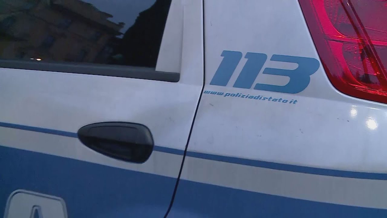 Como, ruba cosmetici per 100 euro al supermercato