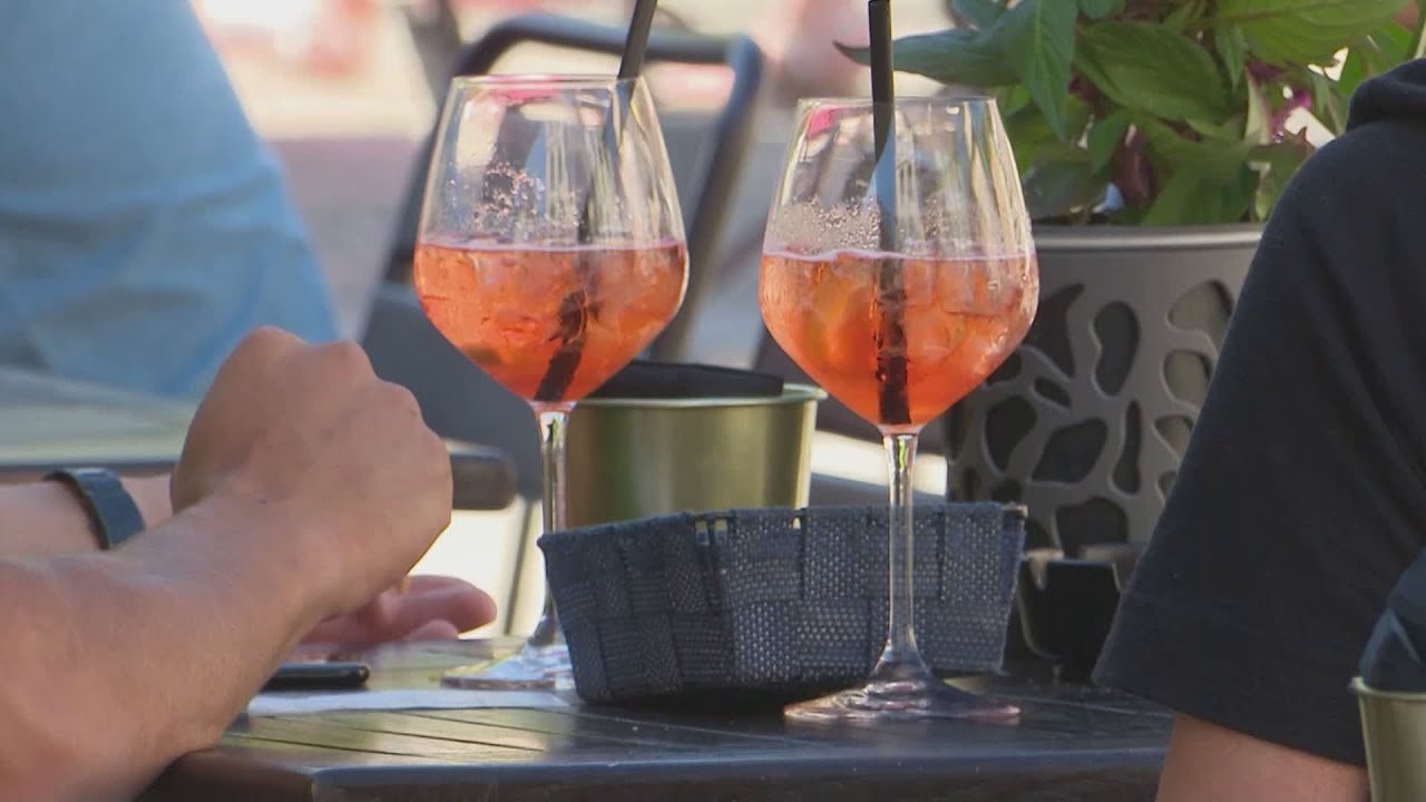 Domaso, bar trasformati in discoteche: due titolari denunciati