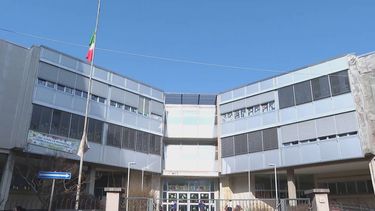 Primaria Corridoni di Como, iscrizioni contro la chiusura