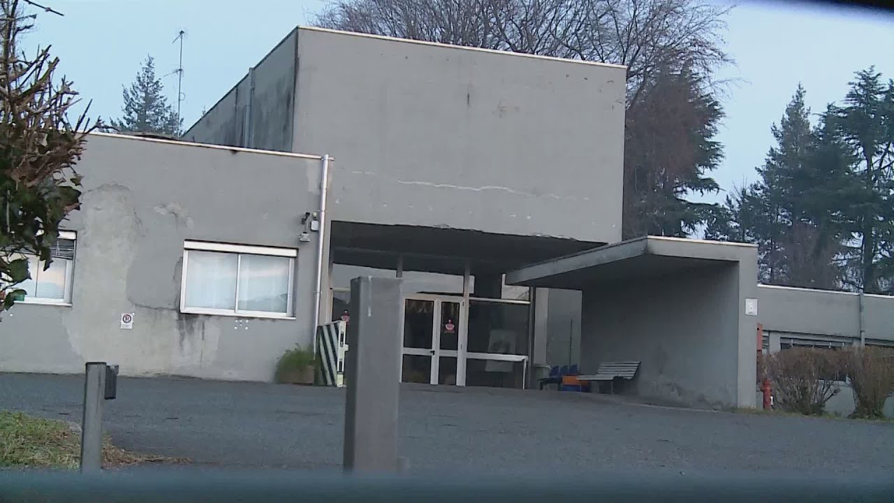 Piscina di via Del Dos chiusa da oltre tre anni