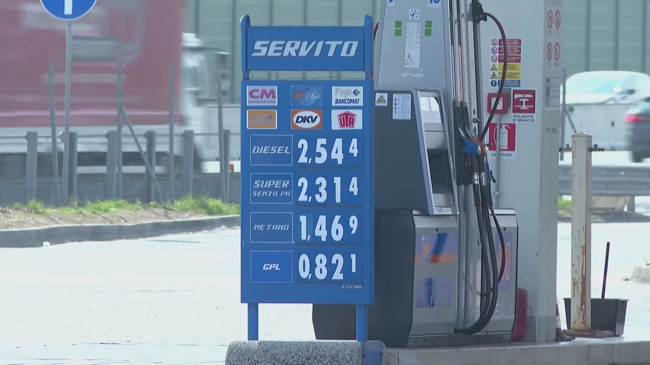 Diesel e benzina, non si ferma la corsa dei prezzi