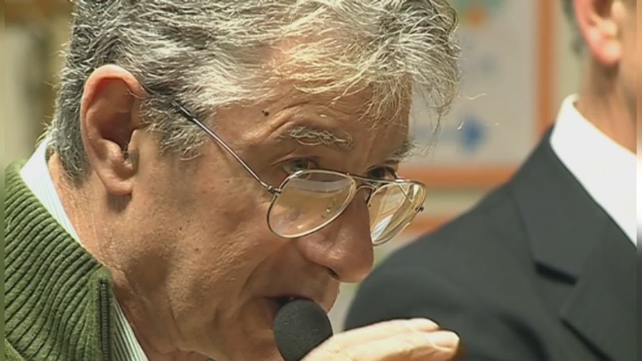 A 84 anni è morto Umberto Bossi