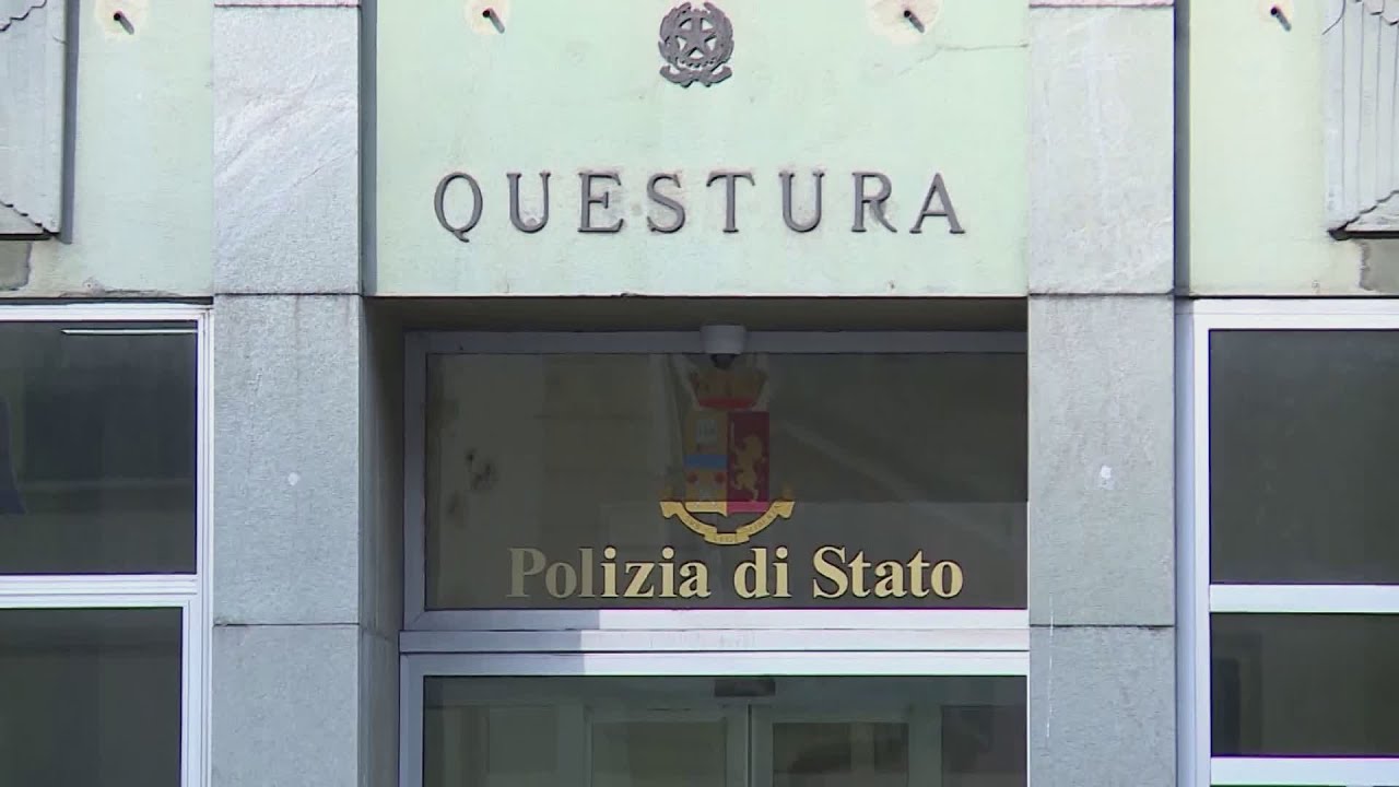 Irregolari e con precedenti