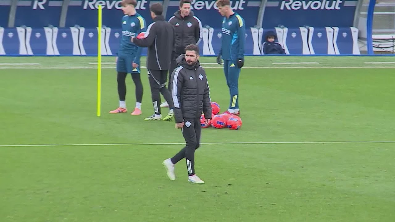 Serie A, sabato alle 15 Cagliari-Como