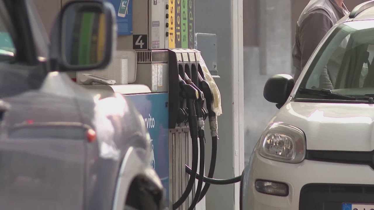 Conflitto in Iran, stangata su energia e carburanti