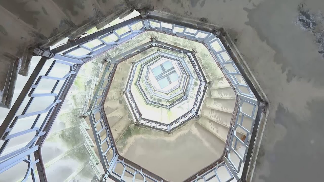 La decisione del Tar: il Faro Voltiano torna a Como