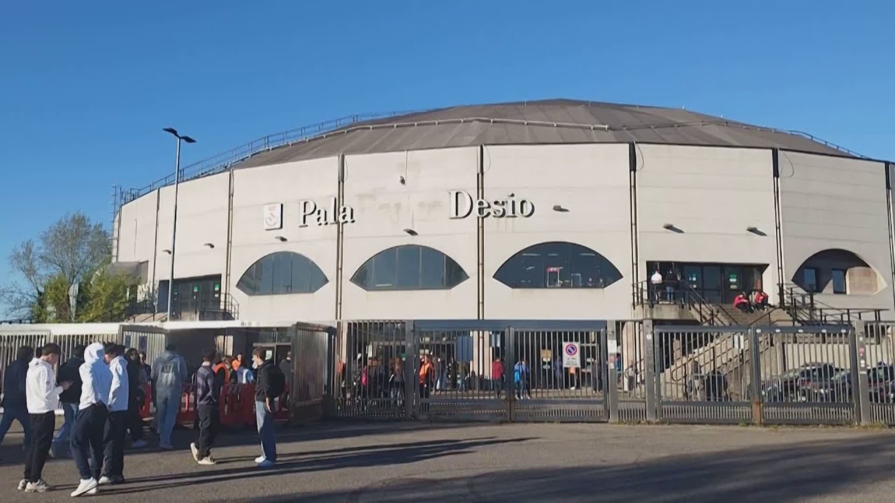 Al PalaDesio la sfida tra Cantù e Sassari