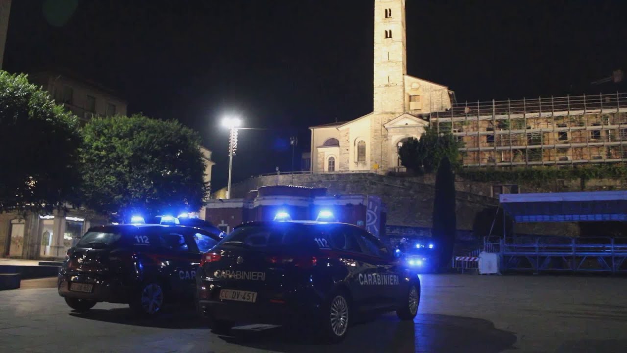 Cantù: furto e aggressione ai carabinieri