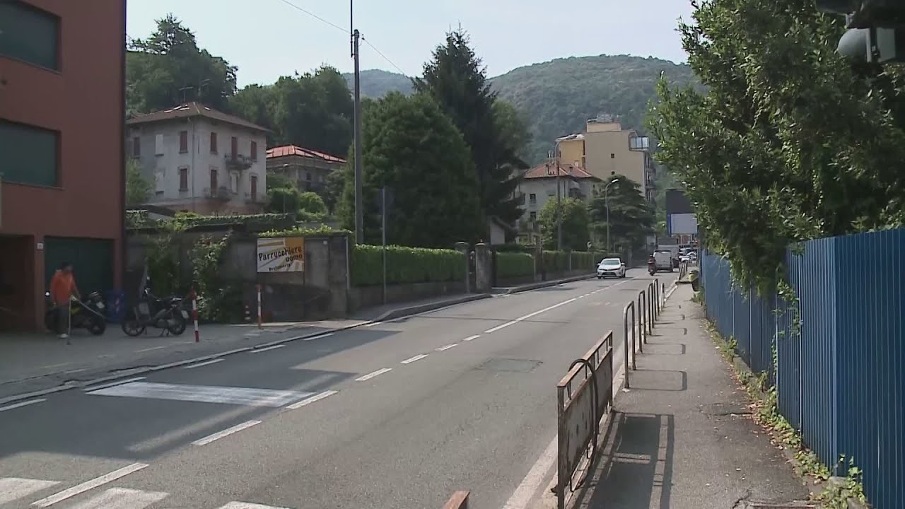 Como, coppia accoltellata in via Brogeda