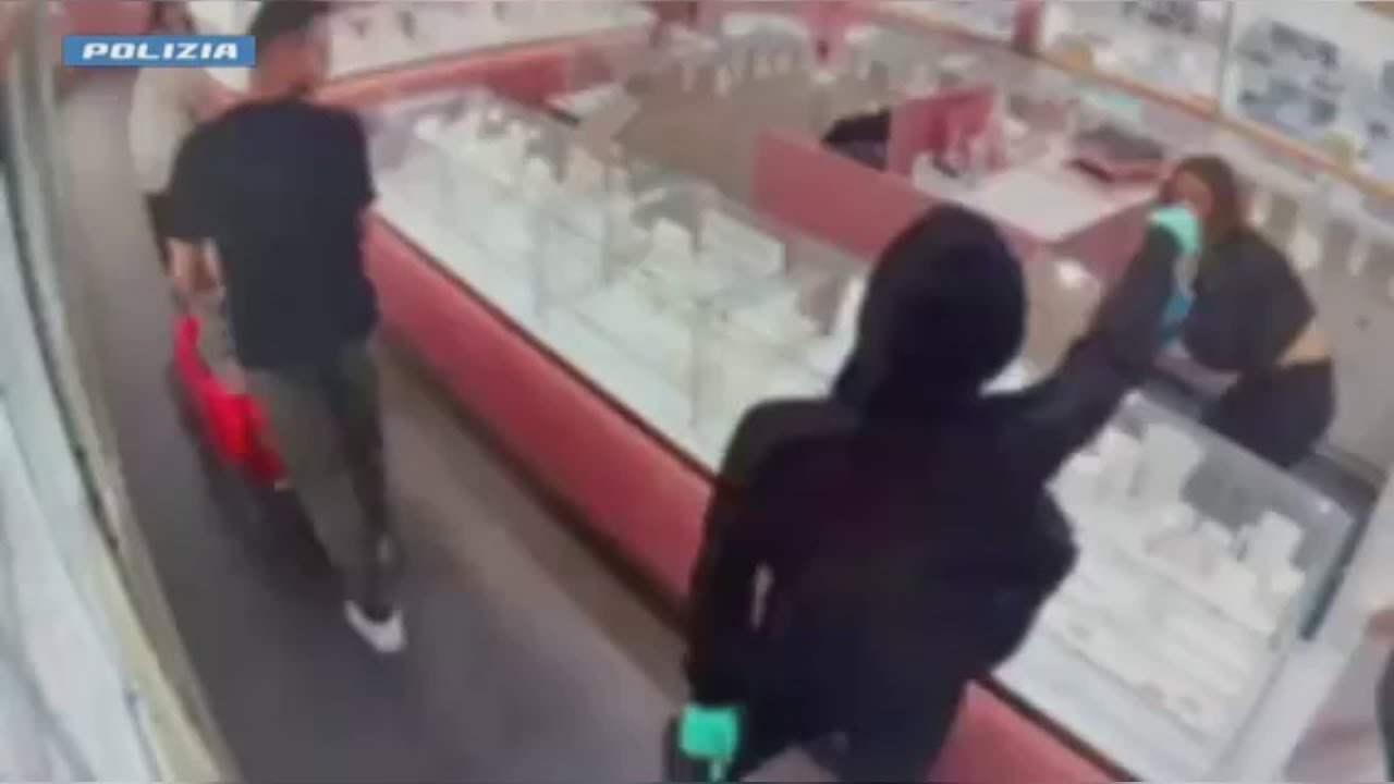 Rapina in gioielleria, arrestata la banda