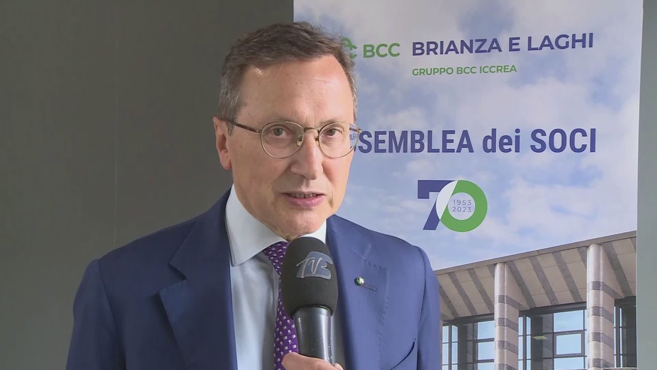 Rosa Camuna a Palazzo Lombardia