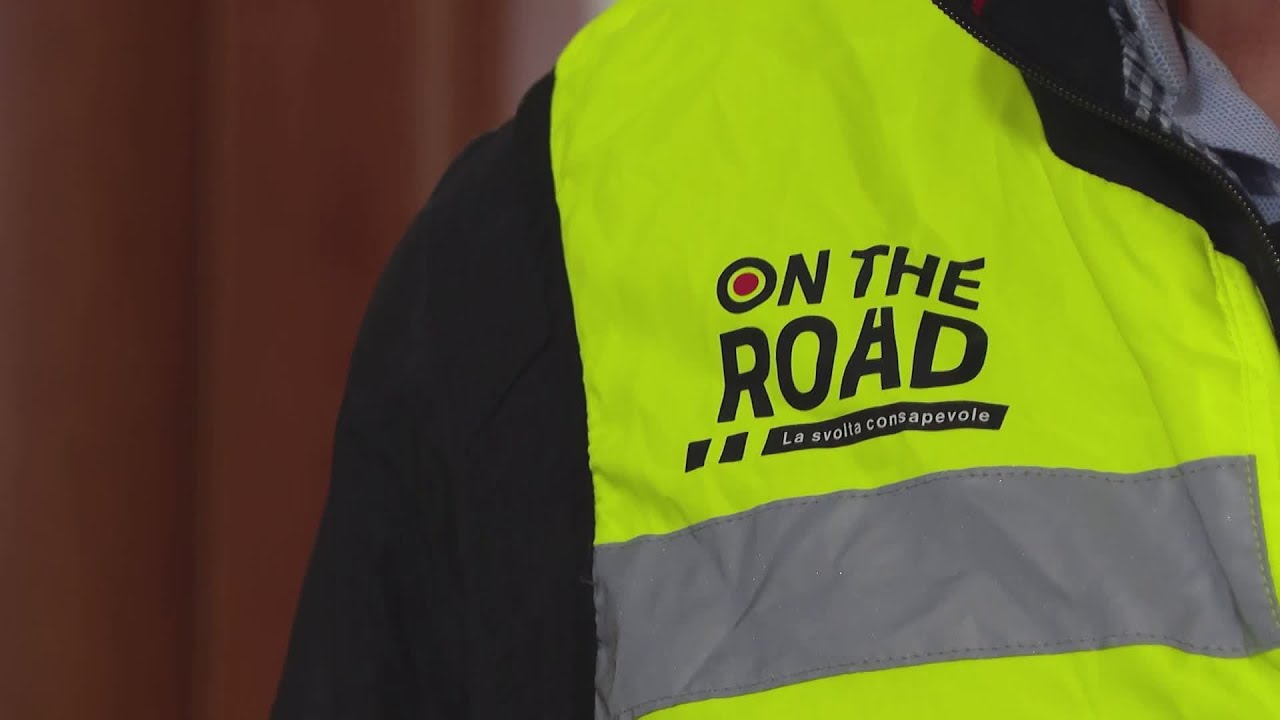 Ragazzi on the road, in strada con la polizia locale
