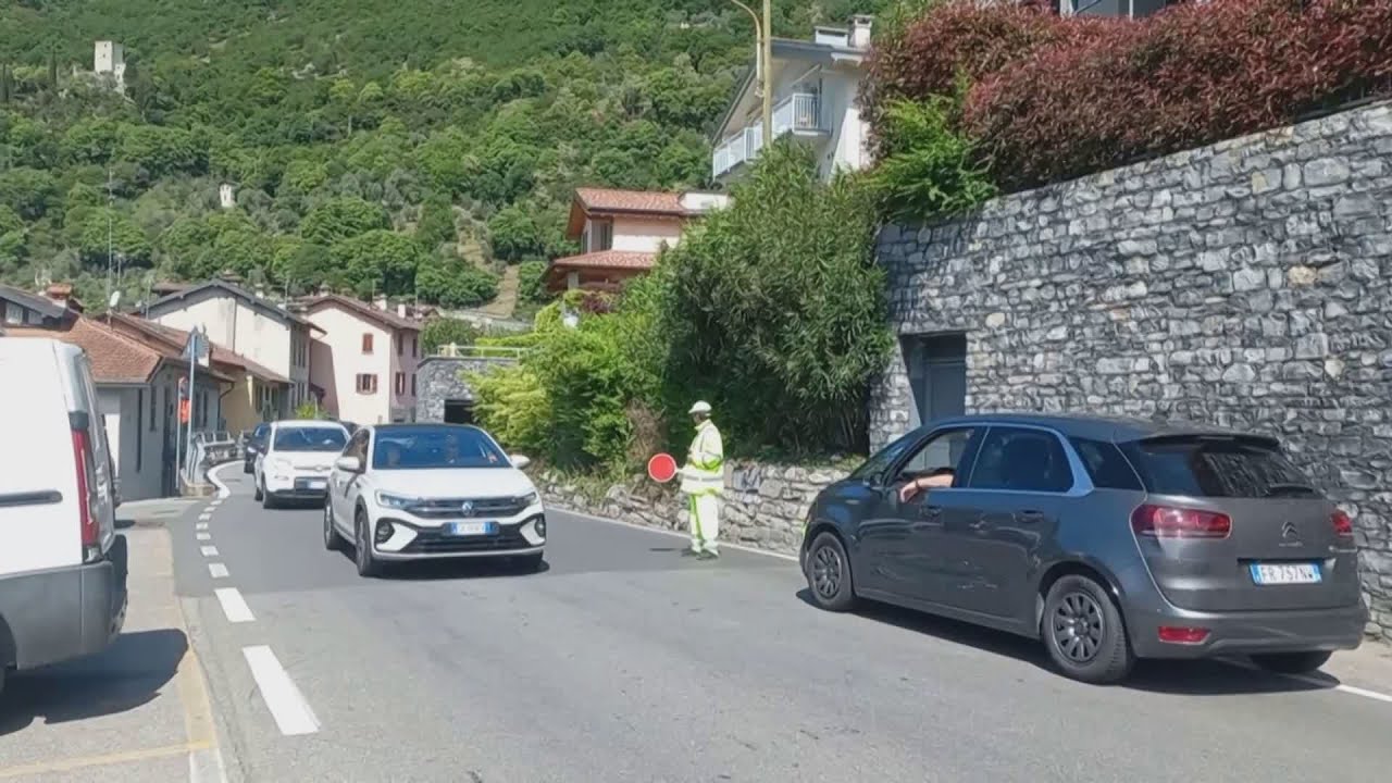 Regina, Lariana, A9. Solito caos